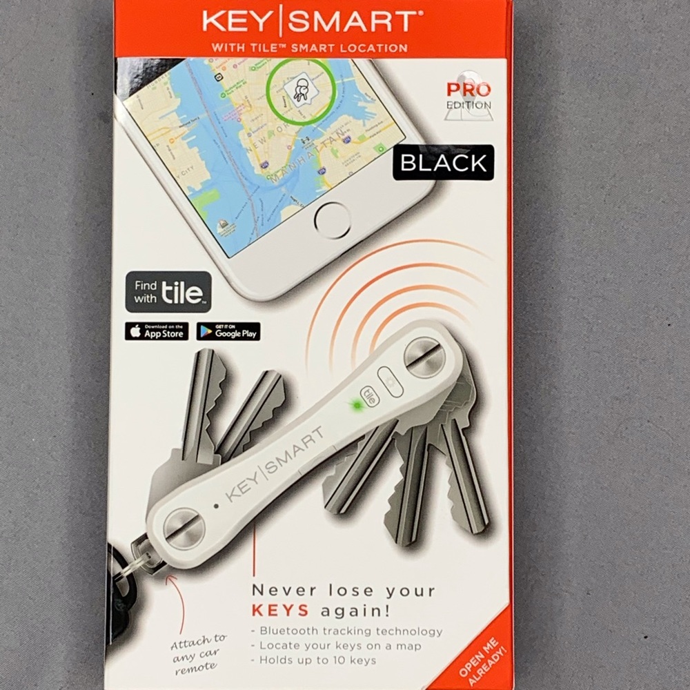 SOLD New in Box Key Smart ProEdition Tile - Black